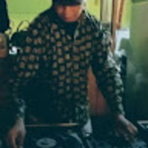 Meet your Posher, Eduardo